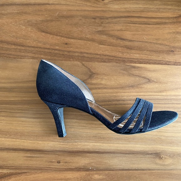 Sparkly Navy Heels - Picture 2 of 5